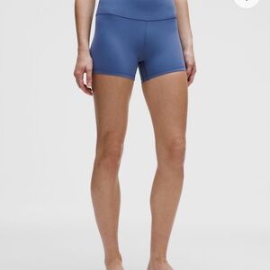 Lululemon High Rise short 4”